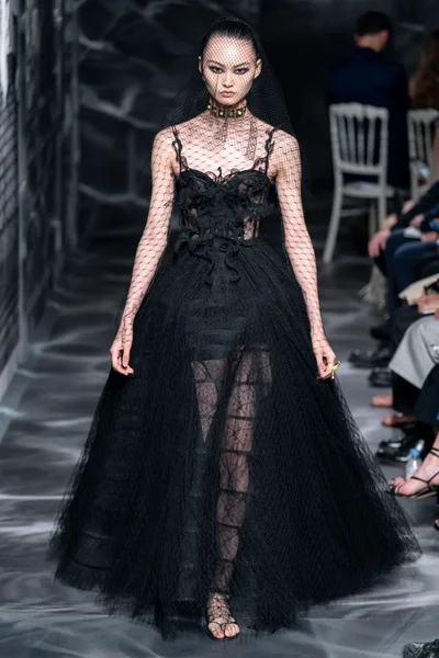 Look 54